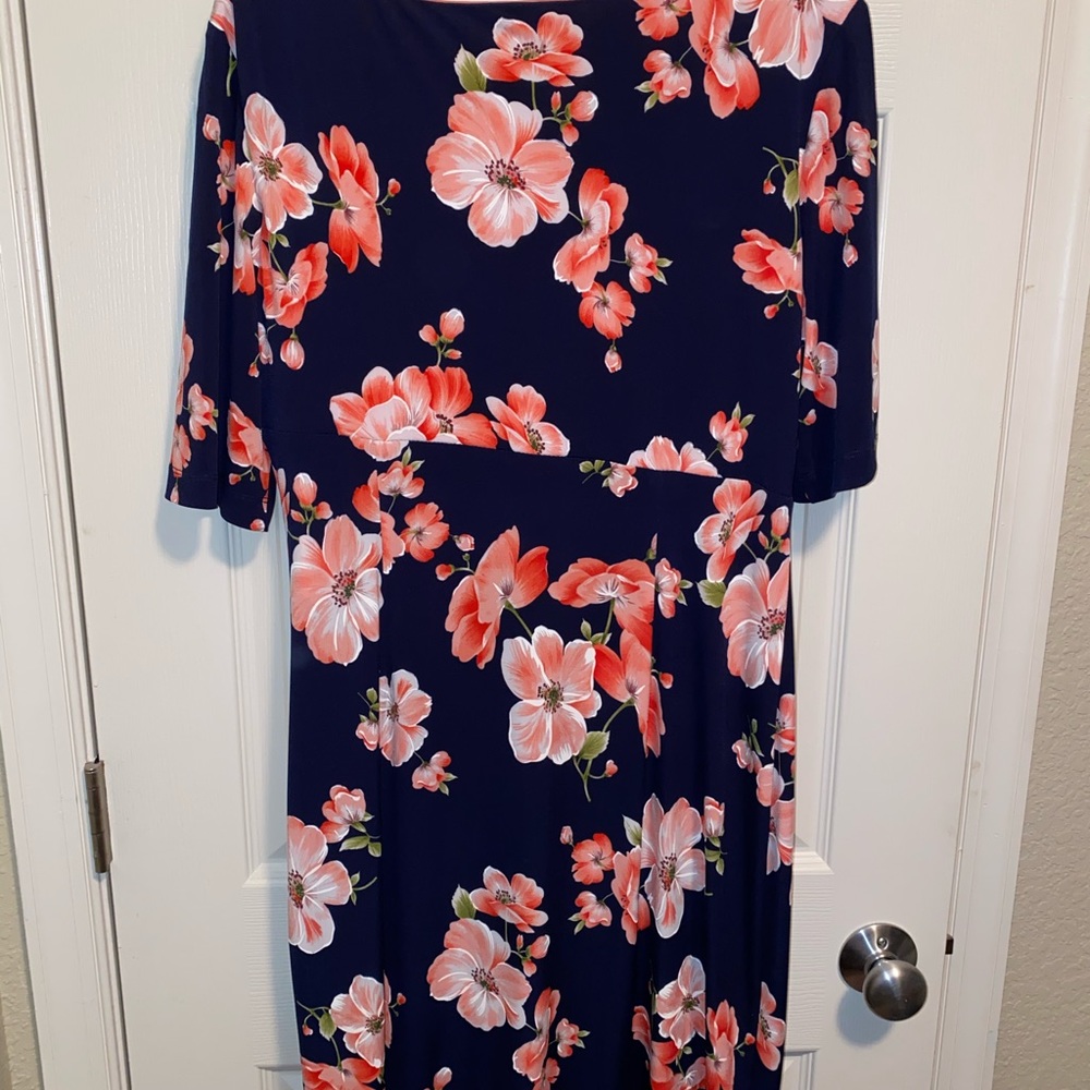 Gorgeous floral dress
